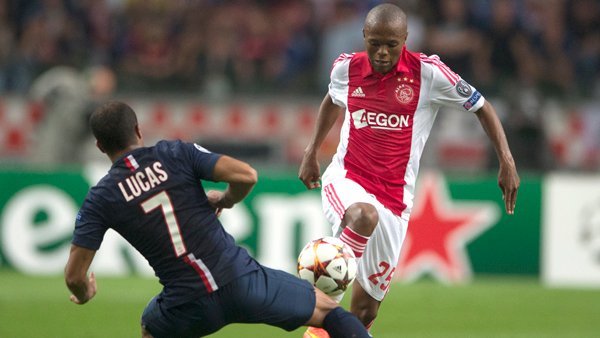 现出强大的 现出强大的