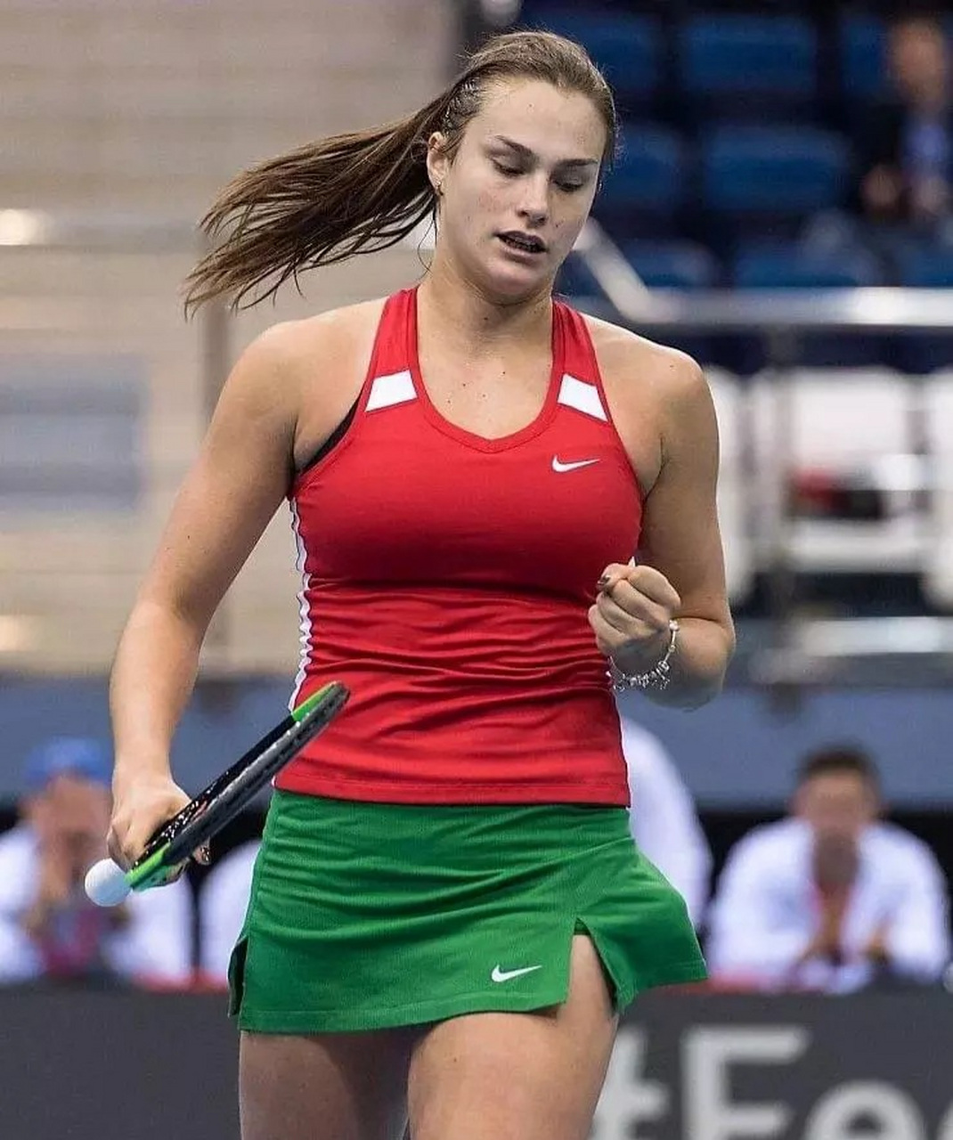 于纳尔站了 于纳尔站了